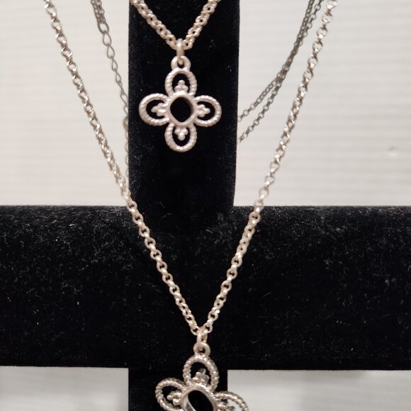 Retro Silver Tone Double Strand Dainty Flower Chain Statement Necklace - Picture 3 of 9